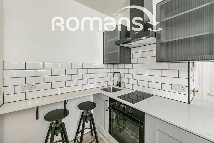 Apartment To Rent In Watlington Street, RG1