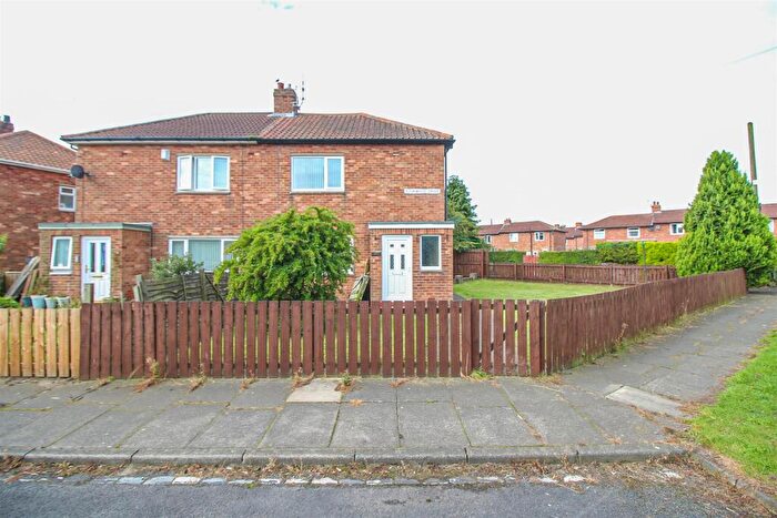 2 Bedroom Semi-Detached House To Rent In Rookwood Drive, Seaton Burn, NE13