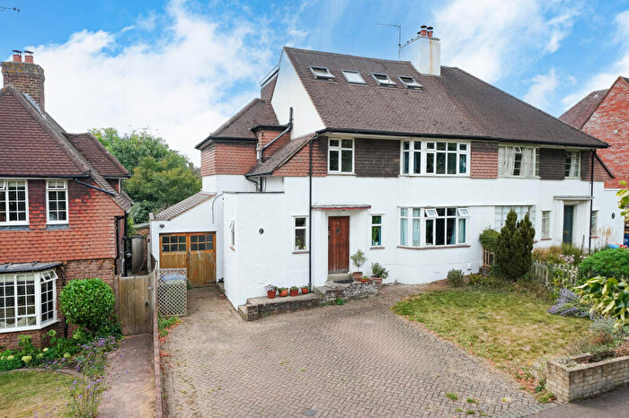 4 Bedroom Semi-Detached House For Sale In Castle Hill Avenue, Berkhamsted, HP4