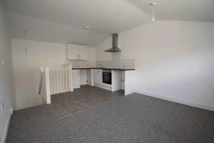 1 Bedroom Maisonette To Rent In Soundwell Road, Soundwell, Bristol, BS16