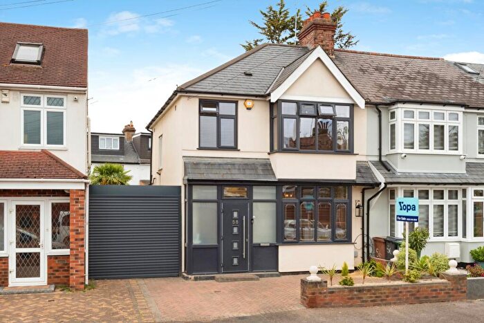 3 Bedroom Semi-Detached House For Sale In Hampton Road, London, E4