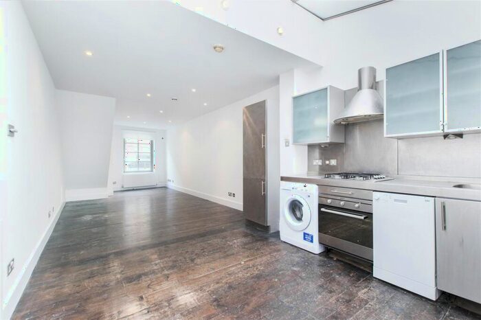 2 Bedroom House To Rent In Sidney Grove, London, EC1V