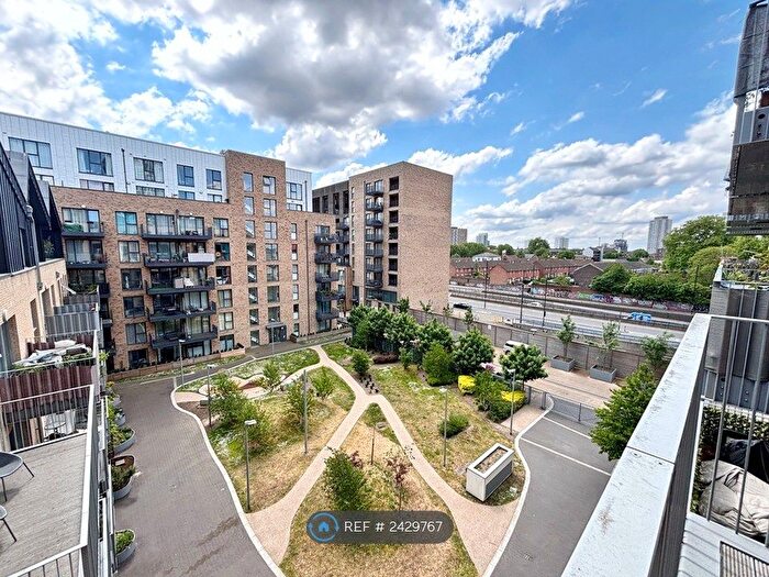 1 Bedroom Flat To Rent In Grattan Court, London, E3