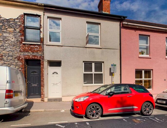 3 Bedroom Terraced House To Rent In Parcmaen Street, Carmarthen, SA31