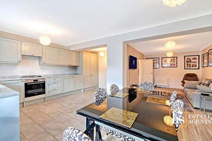 4 Bedroom Semi-Detached House For Sale In Crow Green Lane, Brentwood, CM15