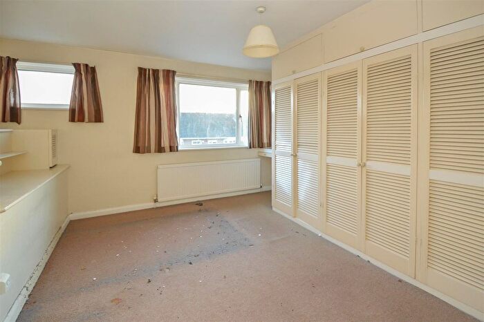 3 Bedroom End Of Terrace House For Sale In Albert Street, Warley, Brentwood, CM14