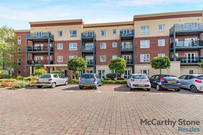 1 Bedroom Apartment For Sale In Bilberry Place, Recreation Road, Bromsgrove, B61
