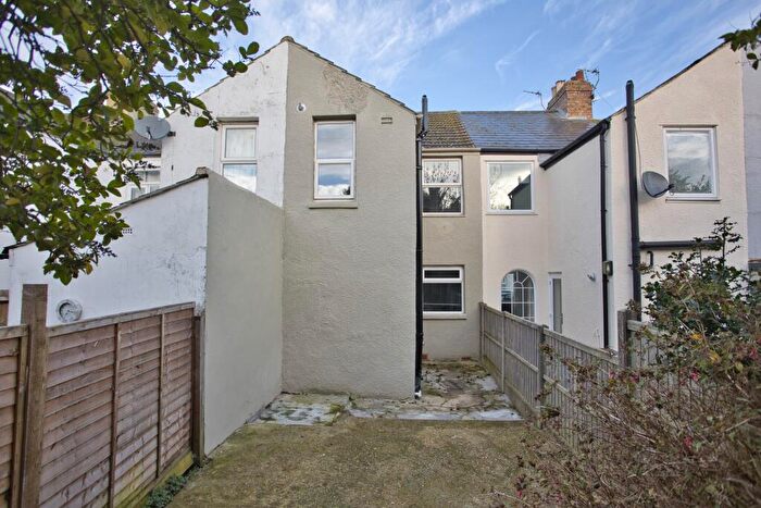 3 Bedroom Terraced House For Sale In Wyndham Road, Dover, Kent, CT17