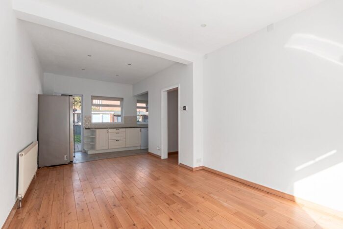 3 Bedroom Terraced House To Rent In Seaton Road, Mitcham, CR4