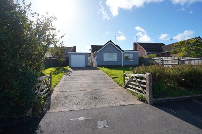 3 Bedroom Detached House For Sale In Bretton Road, Ravenshead, Nottingham, Nottinghamshire, NG15