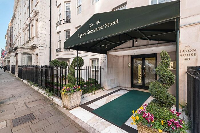 2 Bedroom Flat For Sale In Upper Grosvenor Street, London, W1K