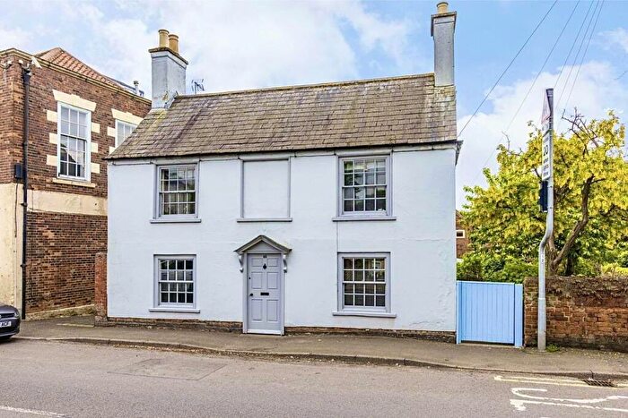 3 Bedroom Detached House For Sale In Westgate, Southwell, NG25