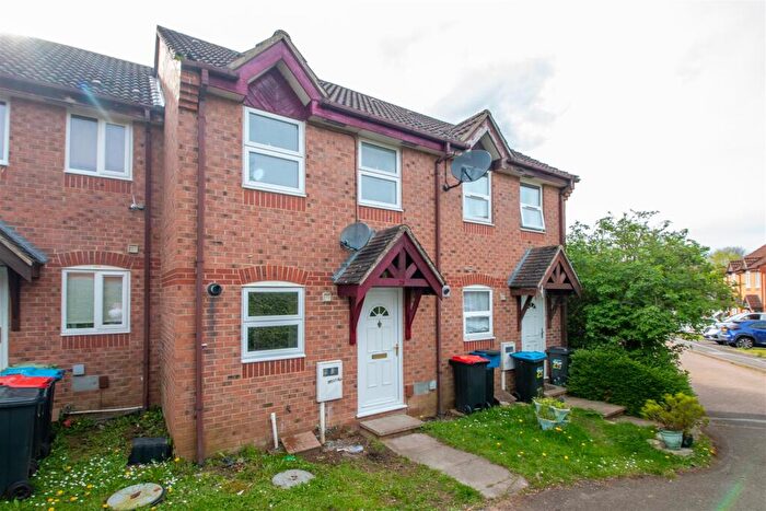 2 Bedroom Terraced House To Rent In Lastingham Grove, Emerson Valley, MK4