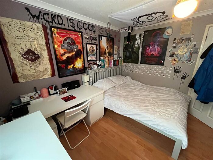 2 Bedroom Terraced House For Sale In Parkway, Apse Heath, Sandown, Isle Of Wight, PO36