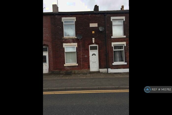 2 Bedroom Terraced House To Rent In Bury Road, Rochdale, OL11