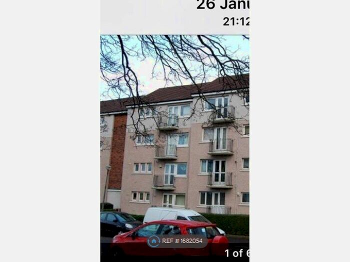 2 Bedroom Flat To Rent In Berryknowes Road, Glasgow, G52