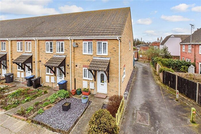 3 Bedroom End Of Terrace House For Sale In Suffolk Street, Whitstable, Kent, CT5