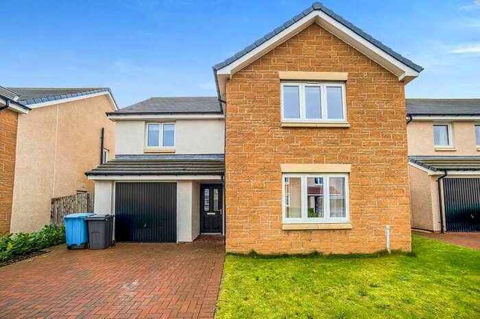 4 Bedroom Detached House To Rent In Corby Craig Avenue, Bilston, EH25