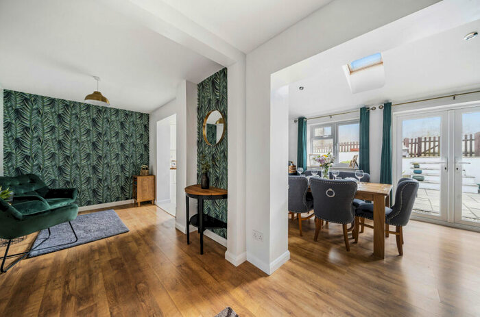 3 Bedroom House For Sale In Pethertons, Halberton, Tiverton, Devon, EX16