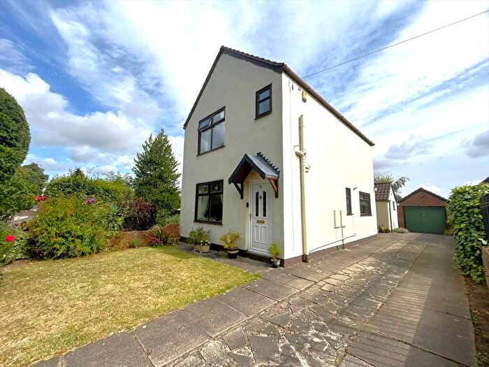 3 Bedroom Detached House For Sale In West Street, Scawby, Brigg, Lincolnshire, DN20