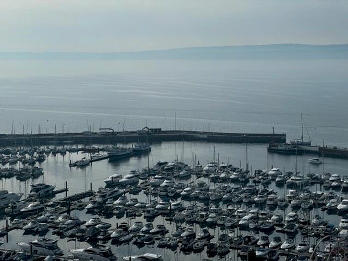 2 Bedroom Flat To Rent In Warren Road, Torquay, TQ2