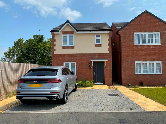 3 Bedroom Detached House To Rent In John Street North, West Bromwich, B71