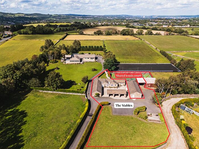 3 Bedroom Detached Bungalow To Rent In The Stables, Dronfield Woodhouse, S18