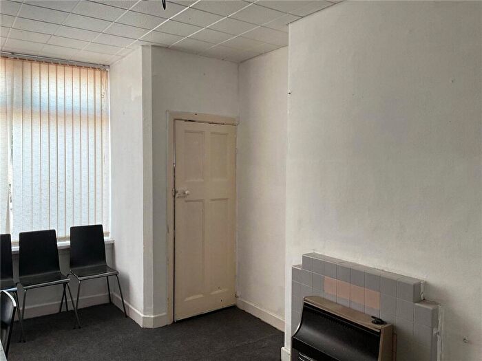 3 Bedroom End Of Terrace House For Sale In Alum Rock Road, Birmingham, West Midlands, B8