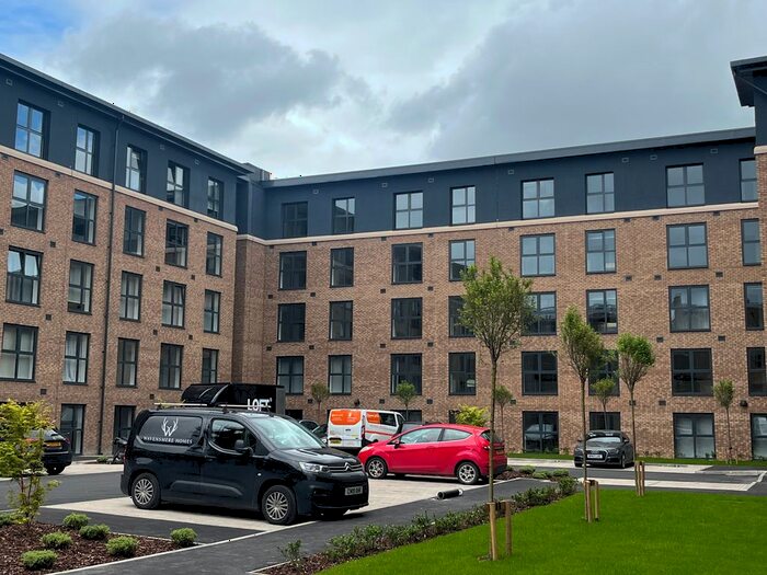 2 Bedroom Flat To Rent In Strutt House, Erasmus Drive, Derby, DE1