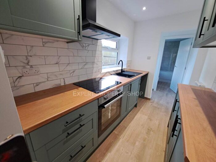 2 Bedroom Terraced House To Rent In John Street, Worksop, S80