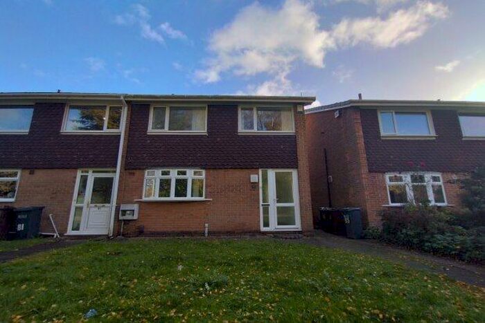 3 Bedroom Property To Rent In Walsgrave Drive, Solihull, B92