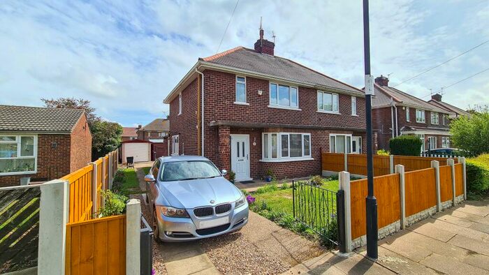 3 Bedroom House To Rent In Sandown Gardens, Cantley, DN4