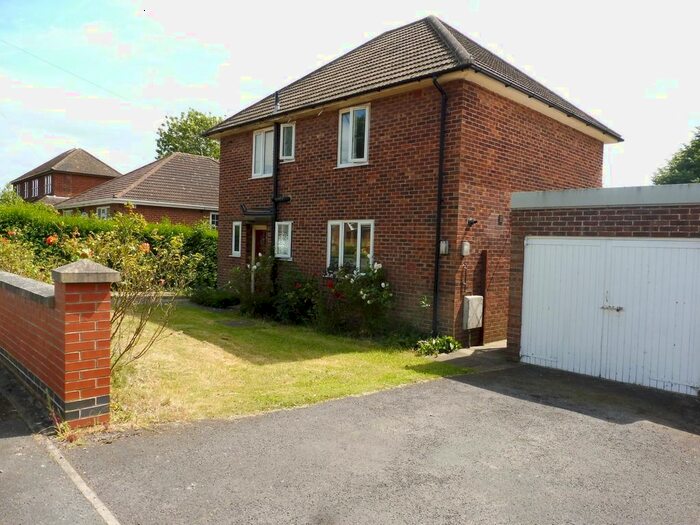 3 Bedroom Detached House To Rent In Spendluffe Avenue, Alford LN13