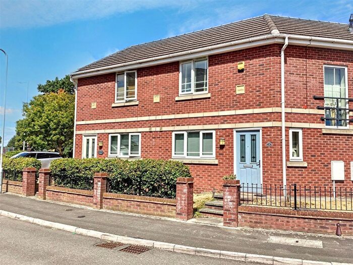 3 Bedroom Semi-Detached House For Sale In Upton Green, Wolverhampton, WV10