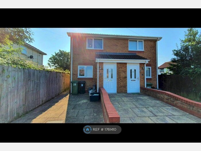 2 Bedroom Semi-Detached House To Rent In Court Avenue, Bristol, BS34