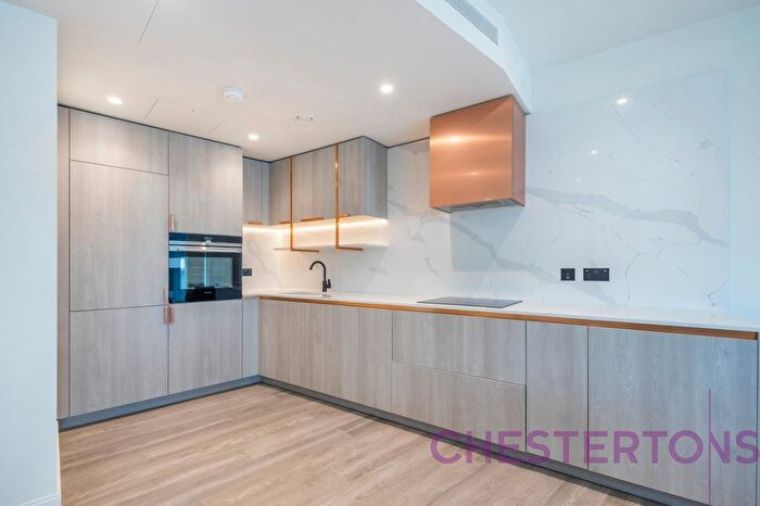 1 Bedroom Flat To Rent In Consort Place, Admirals Way, E14