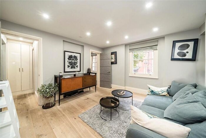 1 Bedroom Flat For Sale In Chagford Street, Marylebone, NW1