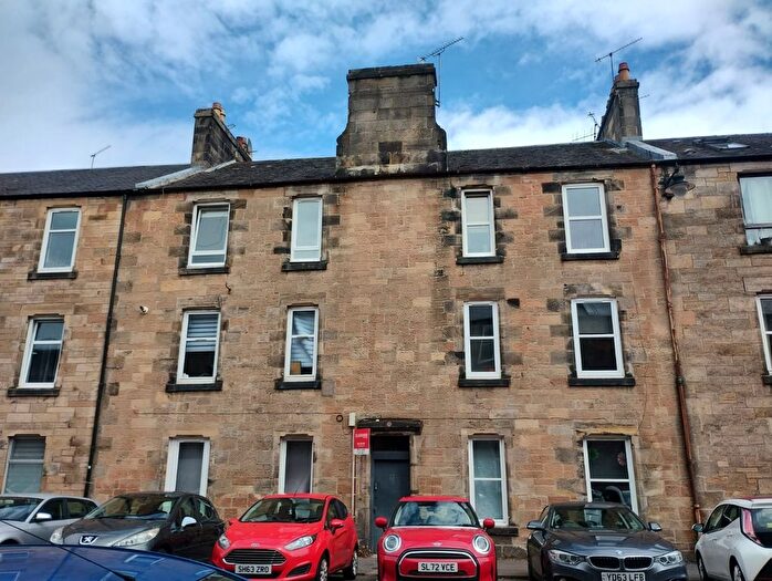 3 Bedroom Flat To Rent In Bruce Street, Stirling Town, Stirling, FK8