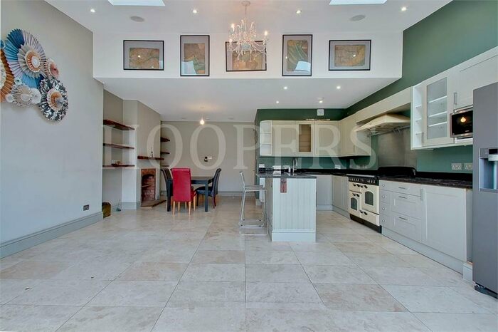 4 Bedroom Semi-Detached House To Rent In Lennox Gardens, London, NW10