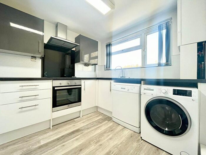 2 Bedroom Flat To Rent In Hotwells, Bellevue Court, BS8