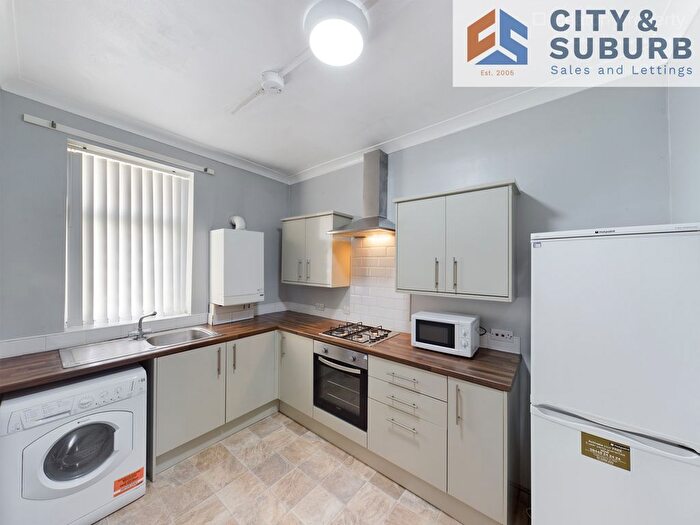 2 Bedroom Flat To Rent In Mowbray Street, Heaton, Newcastle Upon Tyne, Tyne And Wear, NE6