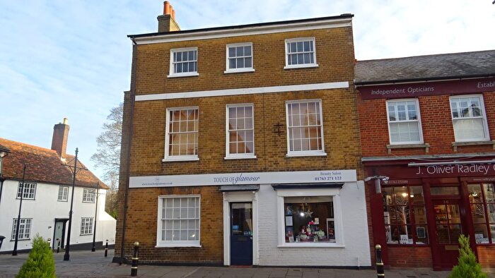 2 Bedroom Maisonette To Rent In High Street, Buntingford, SG9