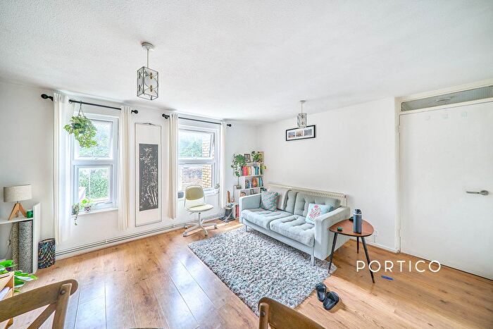 1 Bedroom Flat To Rent In Wilcox Close, London, SW8