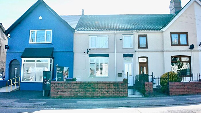 3 Bedroom Terraced House For Sale In The Highway, New Inn, NP4