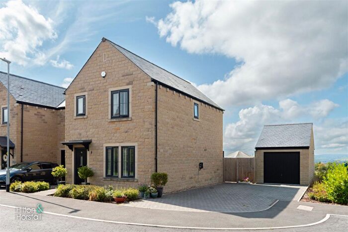 3 Bedroom Detached House For Sale In Millers Green, Worsthorne, BB10