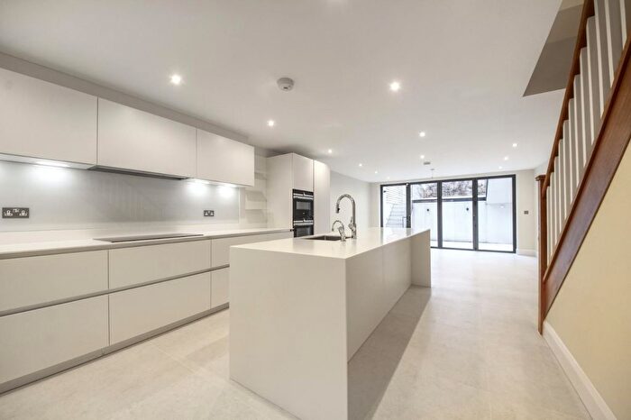 4 Bedroom Property To Rent In King Edwards Gardens, W3