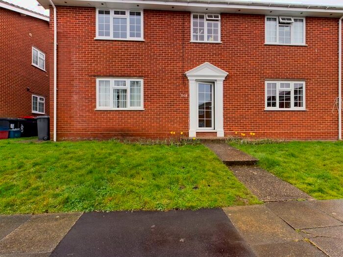 1 Bedroom Flat To Rent In Roseacre Close, Canterbury, Kent, CT2