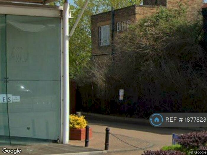 4 Bedroom Flat To Rent In Pier Road, Gillingham, ME7