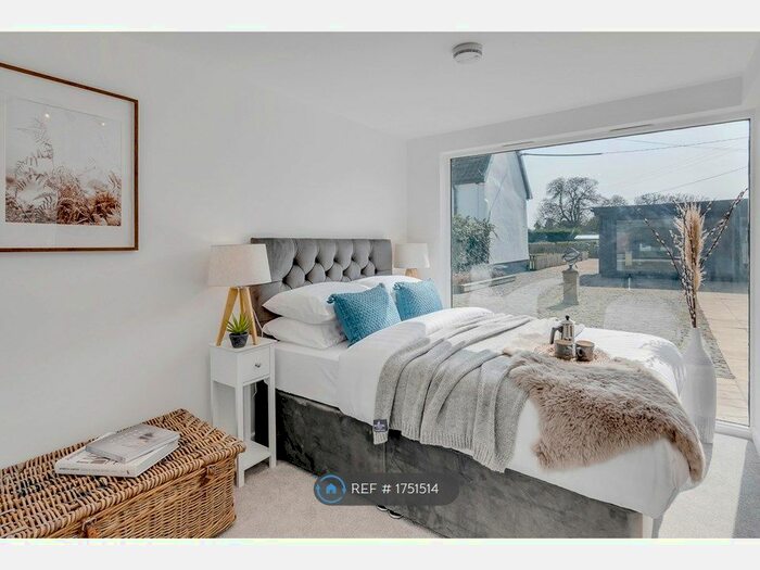 3 Bedroom Bungalow To Rent In Watton Road, Larling, Norwich, NR16