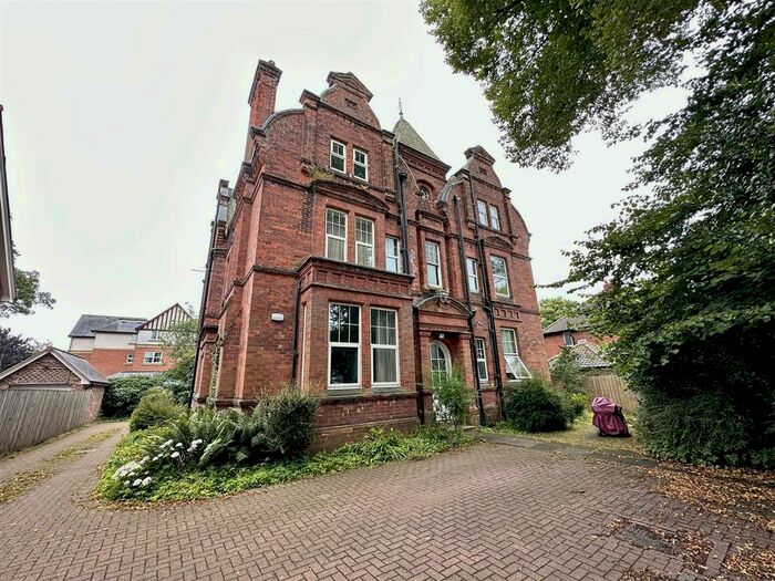 3 Bedroom Flat To Rent In Milbank Road, Darlington, DL3